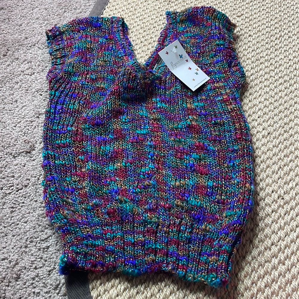 E spirit sleeveless blouse with fun galaxy striped colors size medium